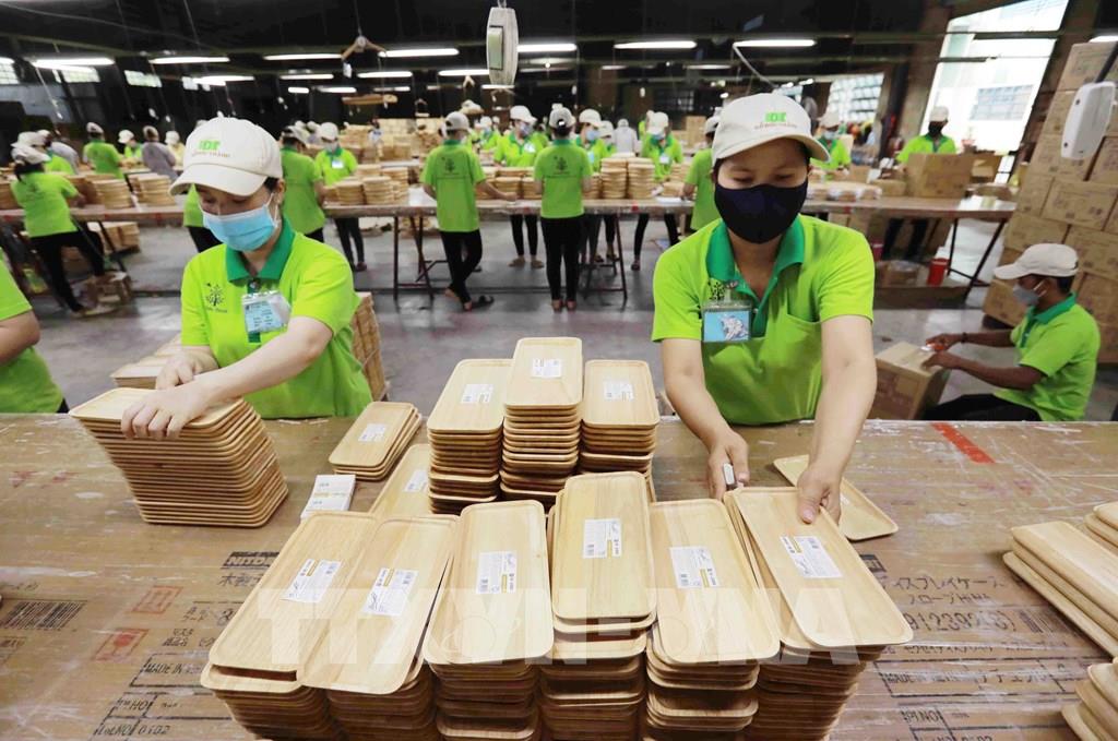 Xuất khẩu gỗ và sản phẩm gỗ dần phục hồi